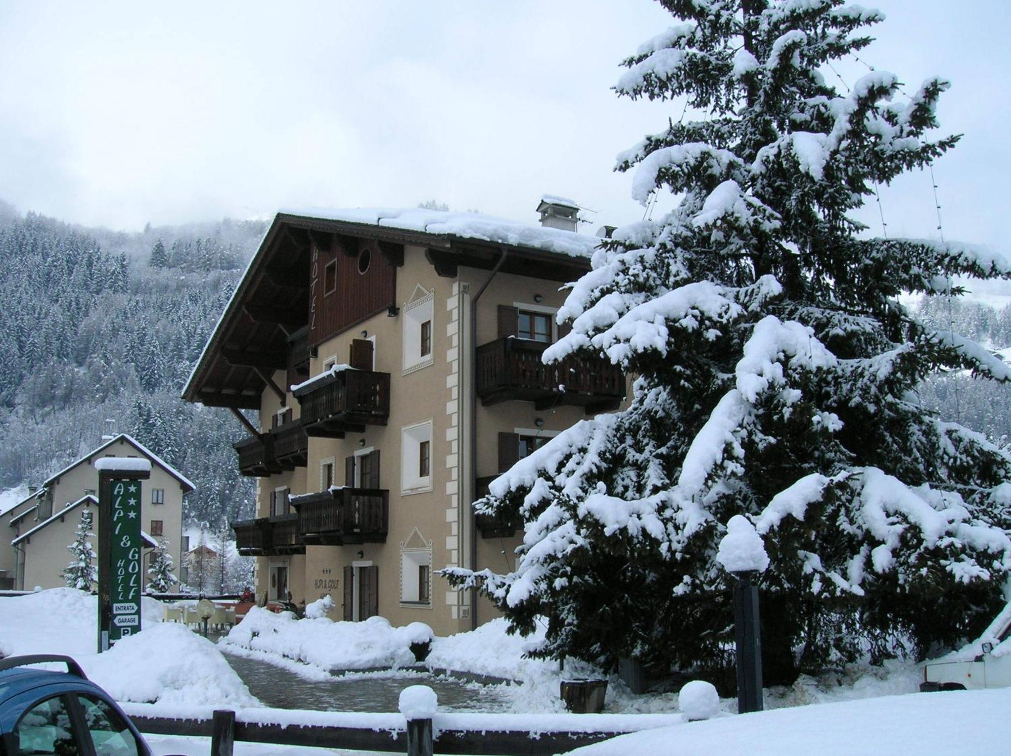 Alpi & Golf Hotel Bormio Exterior foto